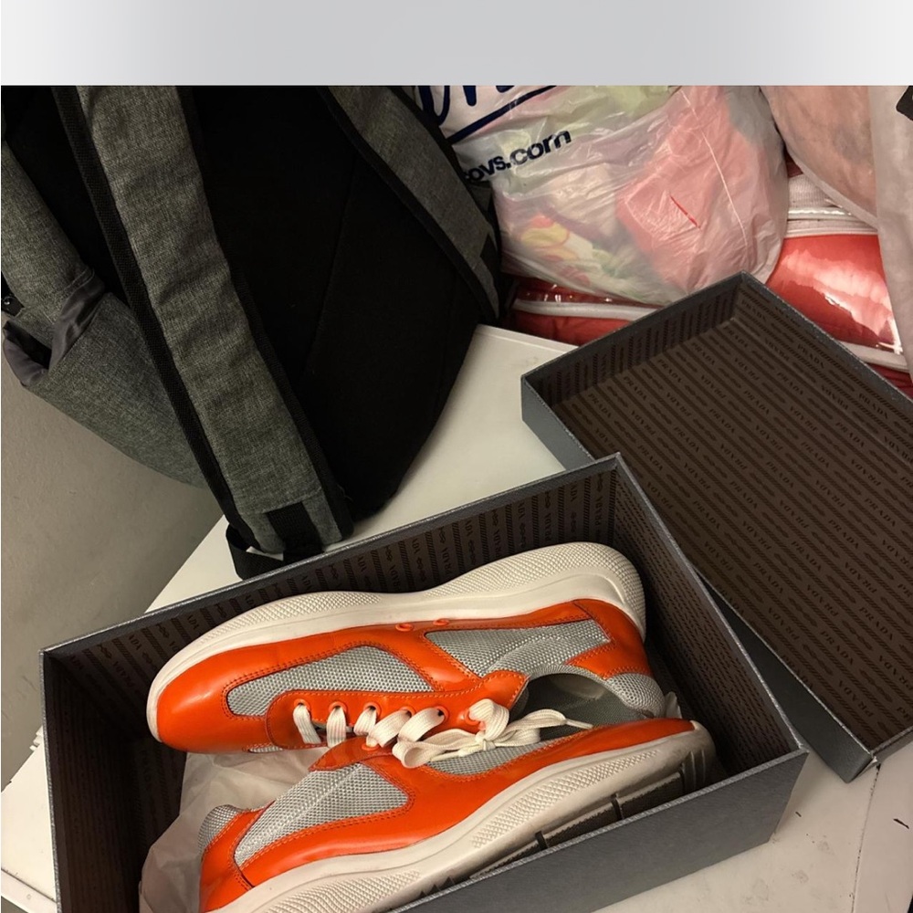 Prada American cups , Great condition rarely worn with receipt & packaging